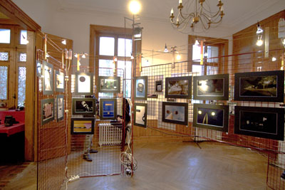 photo1